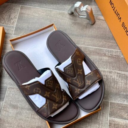 Louis Vuitton LV Oasis Mule in Monogram Calf Leather
