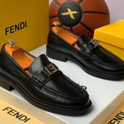 Fendi FF LogoLeather Loafers
