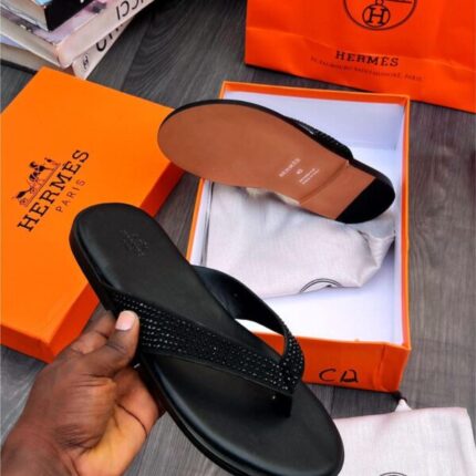 Black Leather Oran-Inspired Thong Sandals