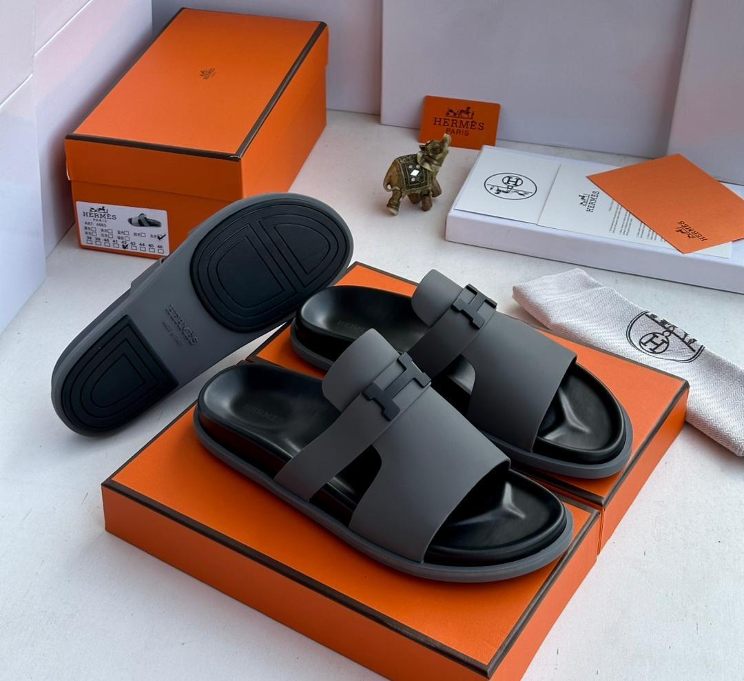 Grey H-Cutout Slides Grey H-Cutout Slides