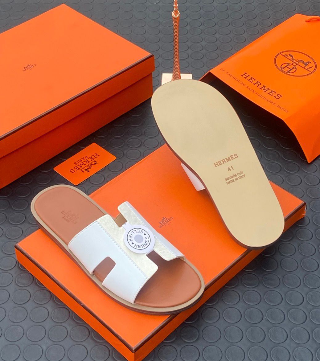 Hermès White H-Cutout Sandals Hermès White H-Cutout Sandals