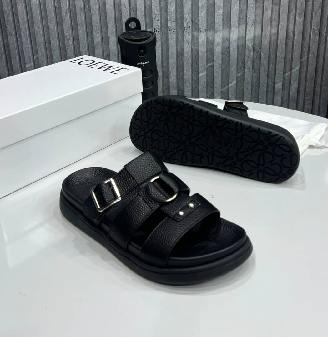 Loewe Black Leather Buckle Sandals Loewe Black Leather Buckle Sandals