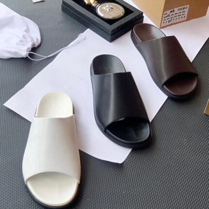 Zara Leather Slip-On Shoes