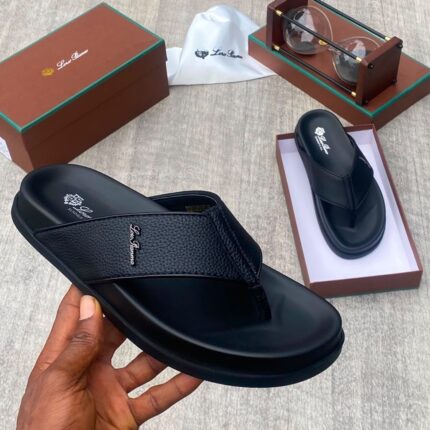 Summer Walk Black Leather Sandals