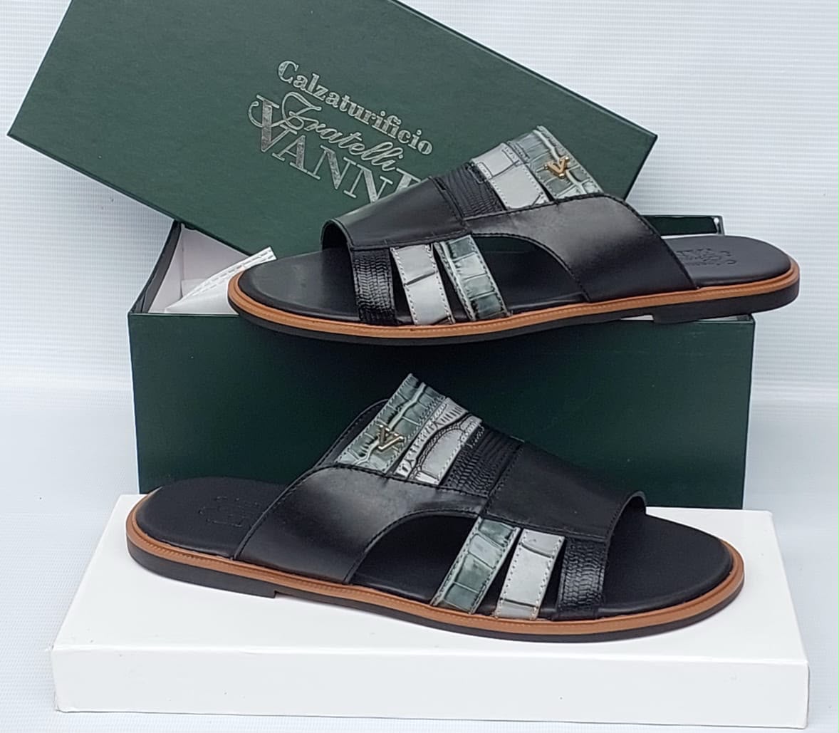 Vanni Italian Black & Green Patterned Leather Slippers Vanni Italian Black & Green Patterned Leather Slippers