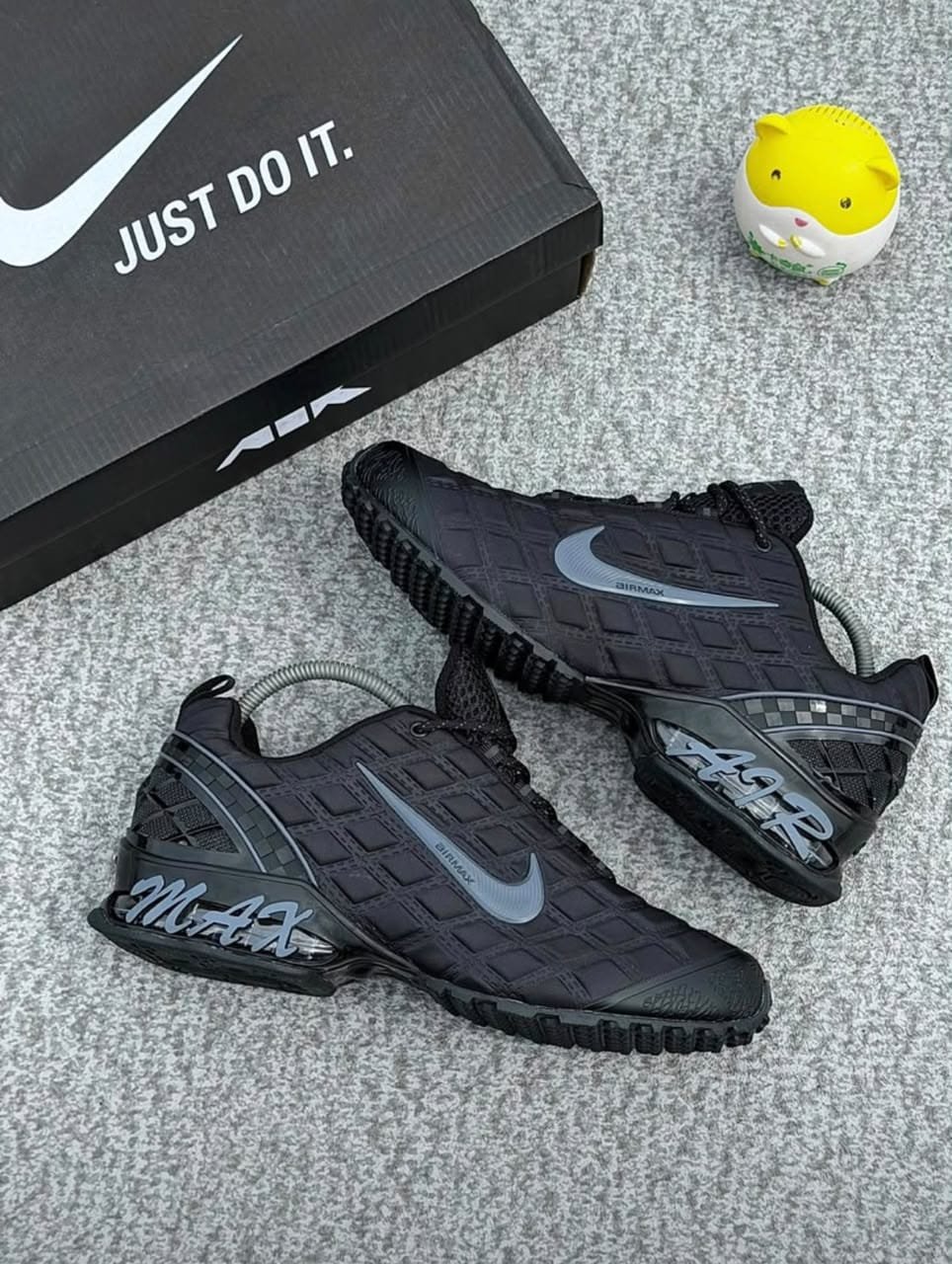 Nike Air Max Mens Black Quilted MAX Lettering Sneakers Nigeria Nike Air Max Mens Black Quilted MAX Lettering Sneakers Nigeria